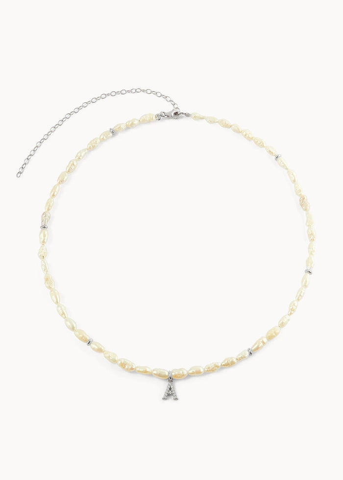 Collar Perlas Inicial