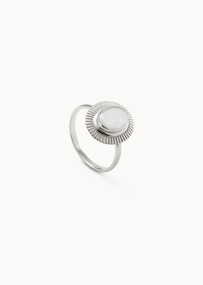 Dafne White Ring