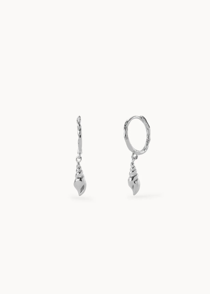 Caracola de Mar Hoop Earrings