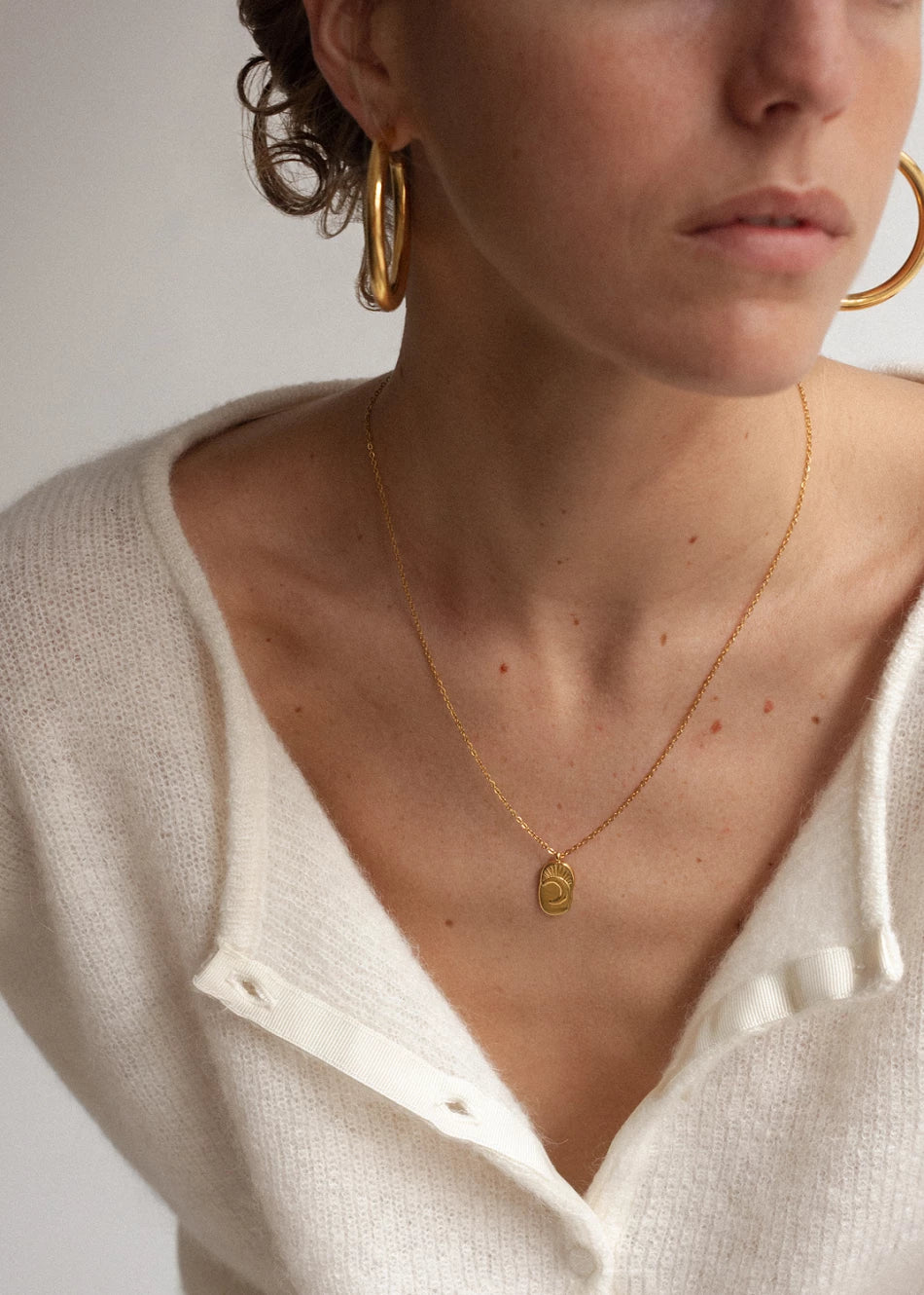 Collar Plaquita Luna - Imagen 1