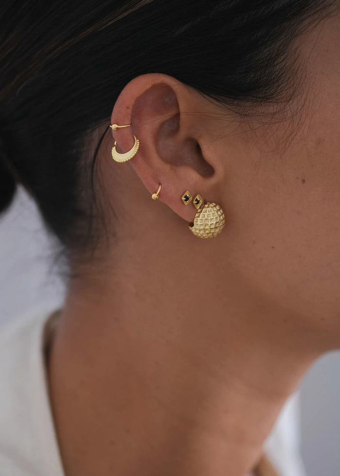 Piercing Static Indi