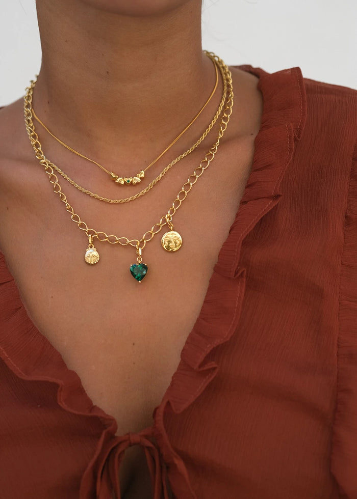 Cadena Sequence