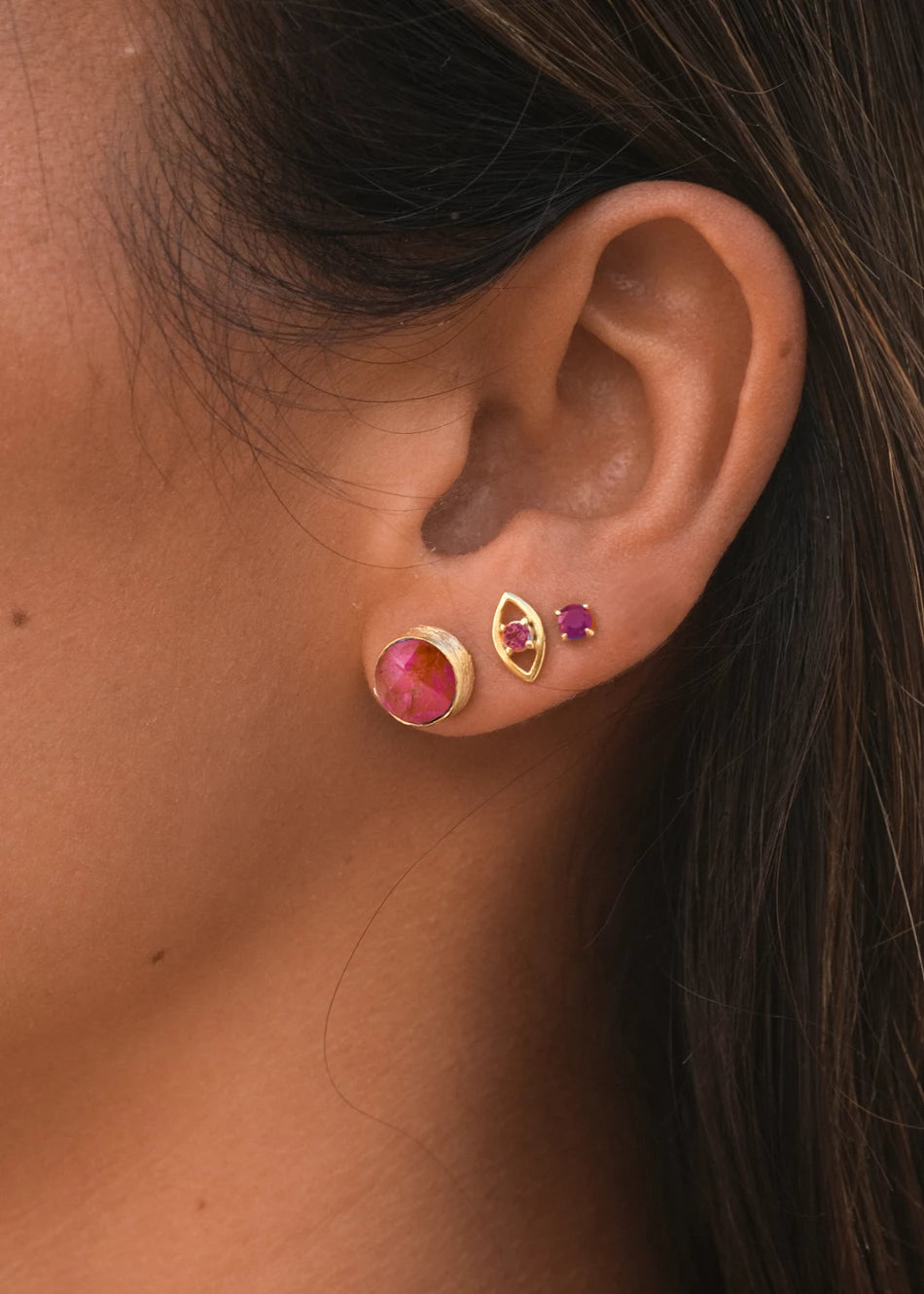Fuchsia Chalcedony Detail Earring
