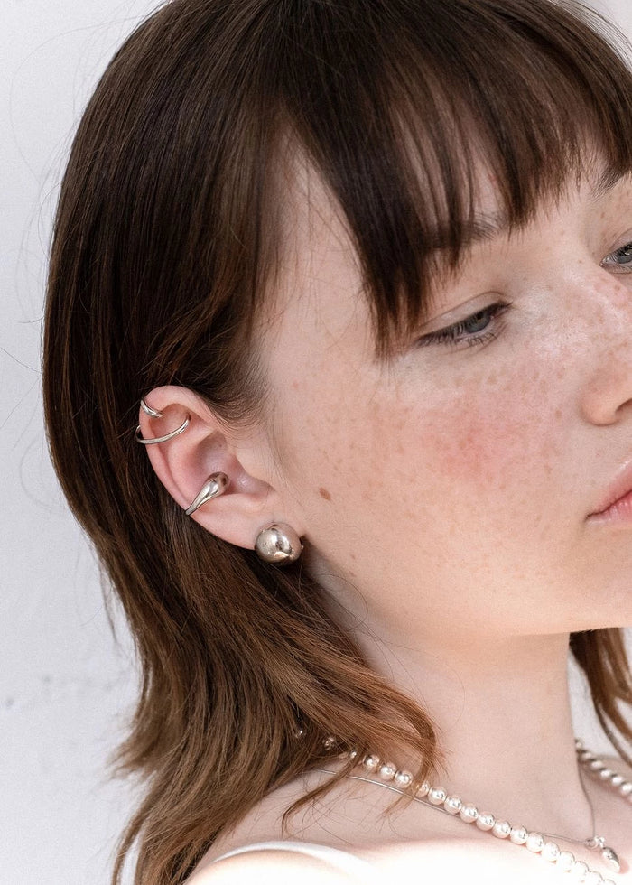 Drop of Gold Ear Cuff
