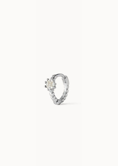 Piercing Lili White