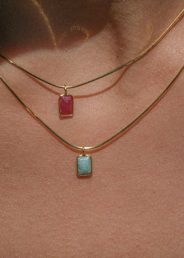 Fuchsia Jade Flash Necklace