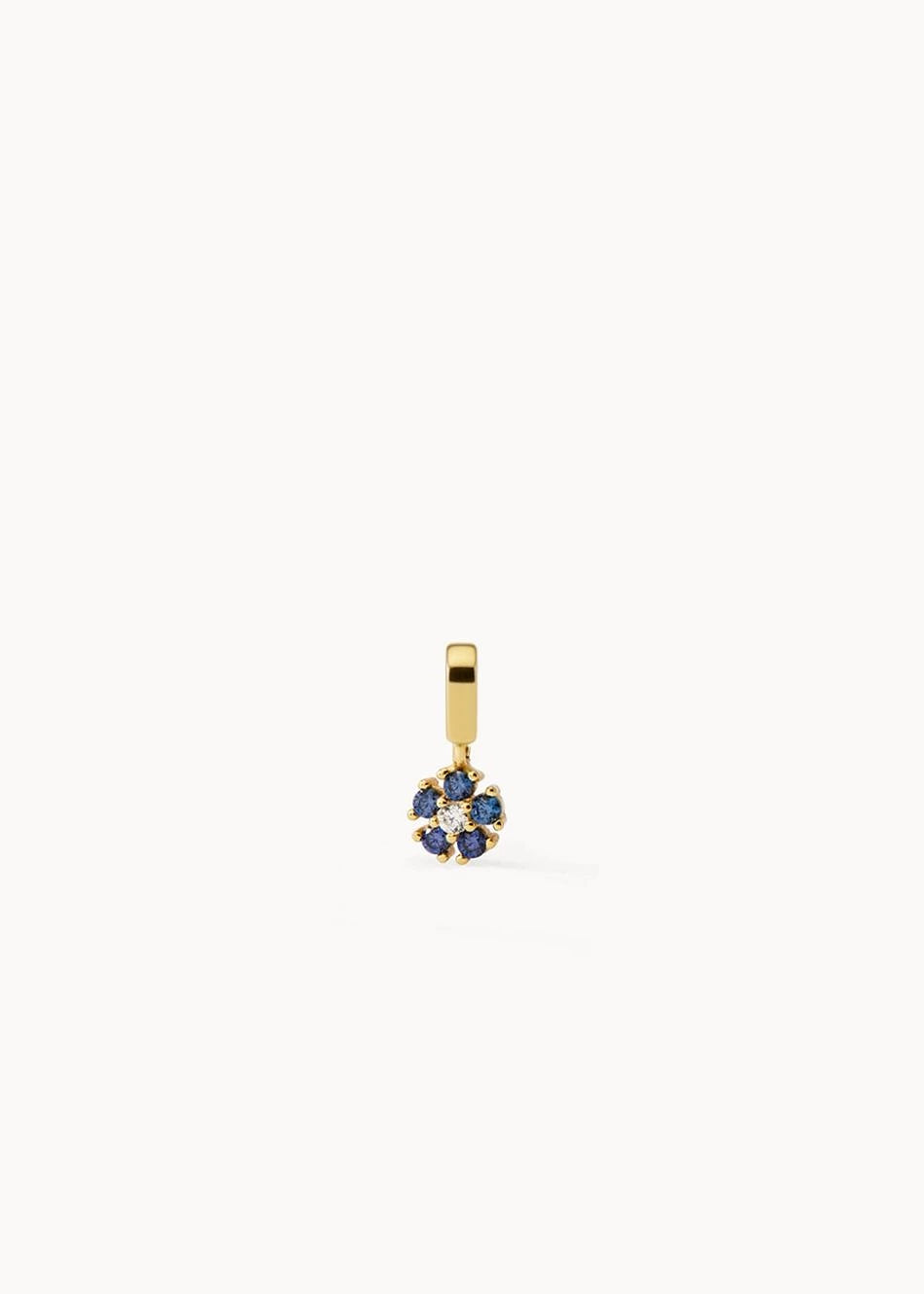 Daisy Blue Charm