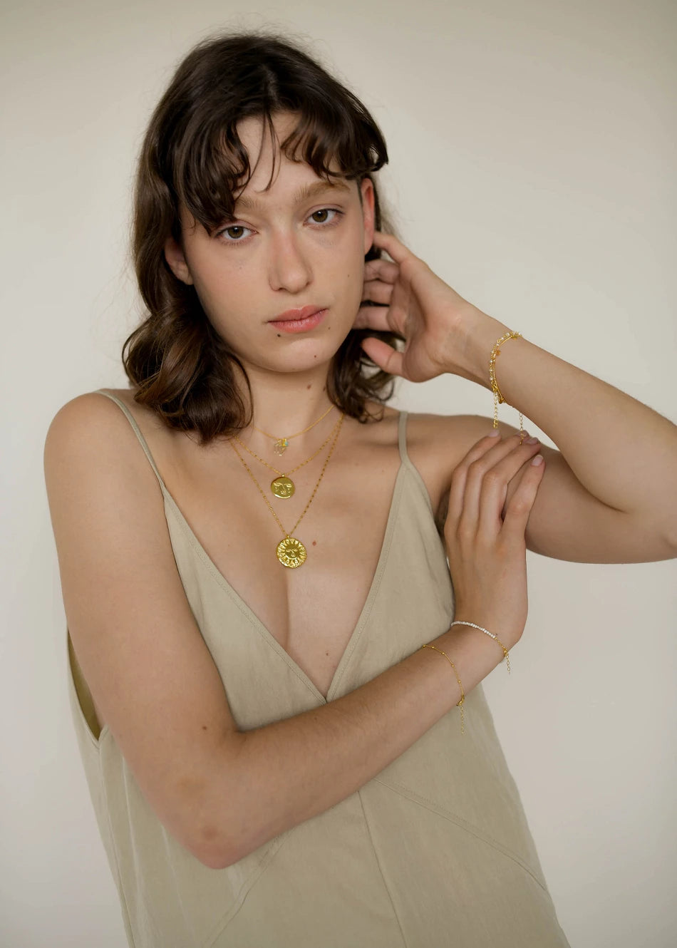 Astro Necklayer