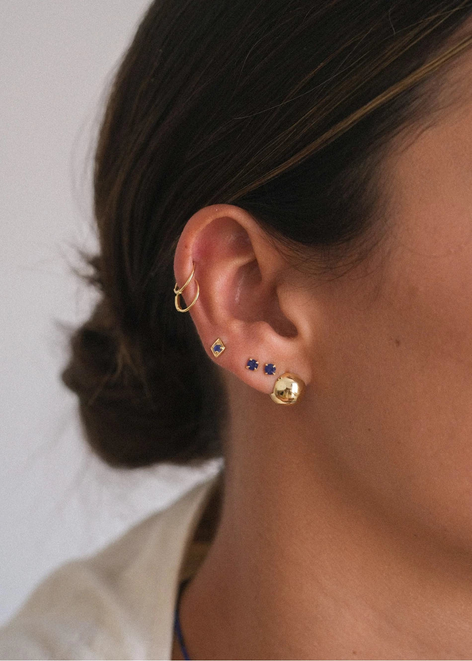 Blue Globe Earparty